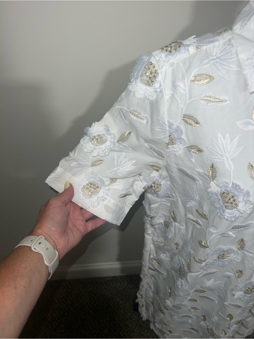 Chico’s 3D Floral Embroidered Dress White Gold Lined Popover Collar - Picture 7 of 11